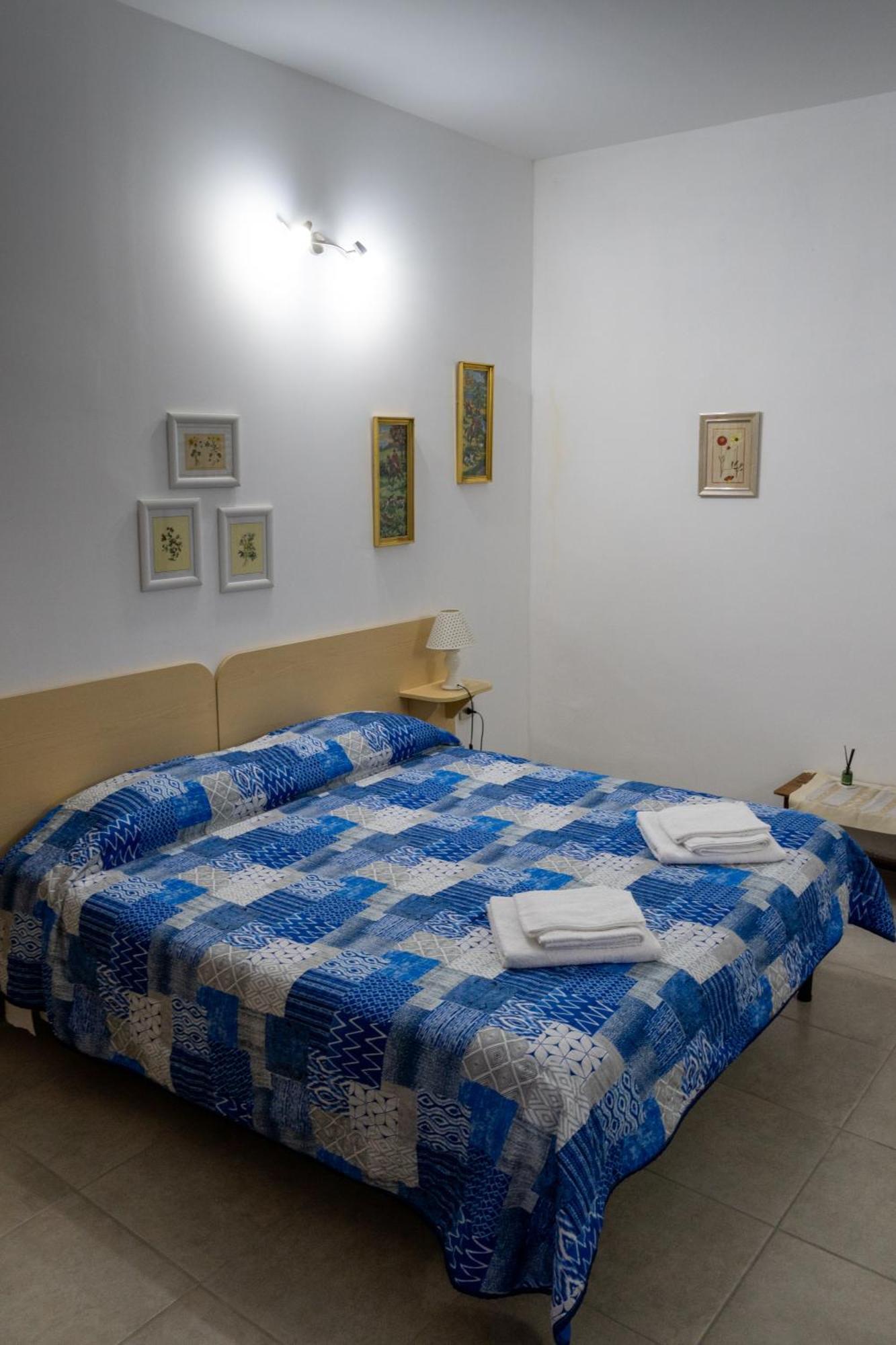 Santa Severina Appartamento Per Turisti Filoxenia מראה חיצוני תמונה